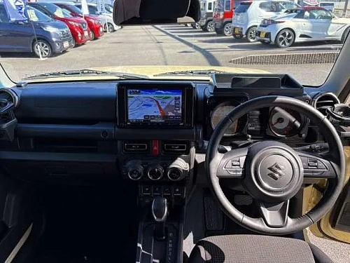 SUZUKI JIMNY 2023