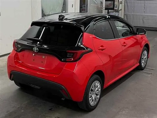 TOYOTA YARIS 2023