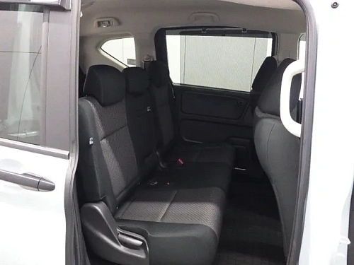 HONDA FREED 2023