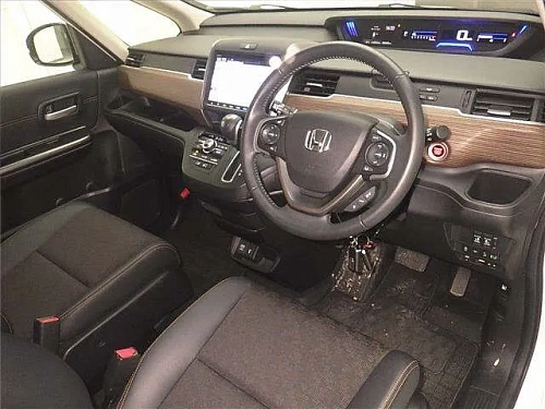 HONDA FREED 2022