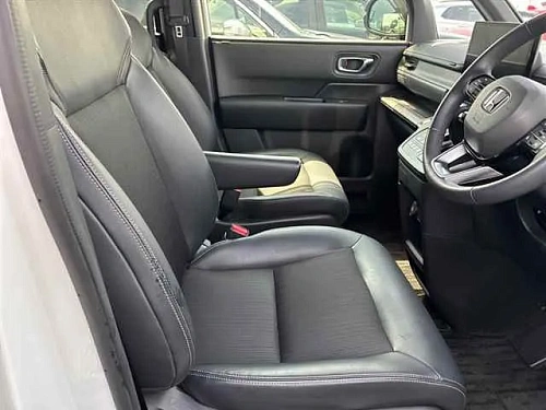 HONDA STEP WAGON 2023