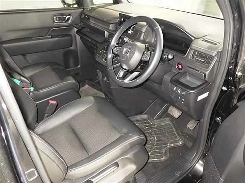 HONDA STEP WAGON 2023
