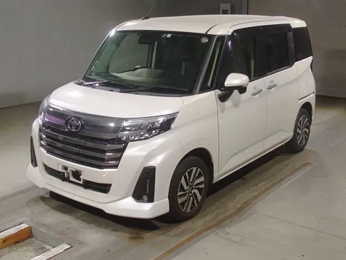 TOYOTA ROOMY 2023