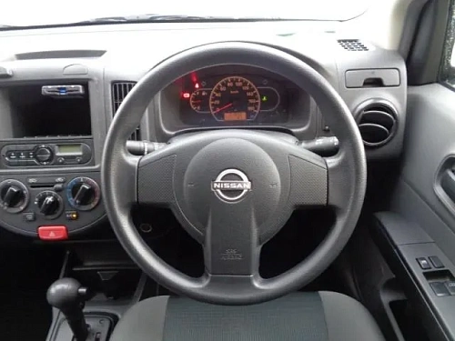 NISSAN AD 2022