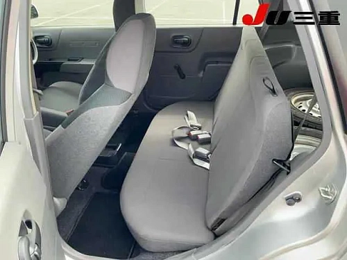 NISSAN AD 2021