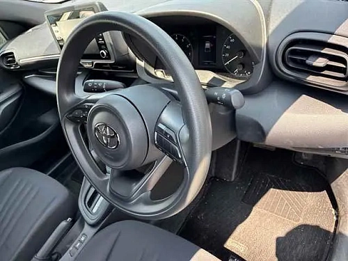 TOYOTA YARIS 2023