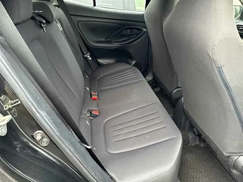 TOYOTA YARIS CROSS 2023