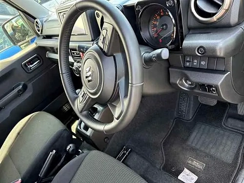 SUZUKI JIMNY SIERRA 2023