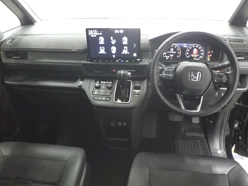 HONDA STEP WAGON 2023