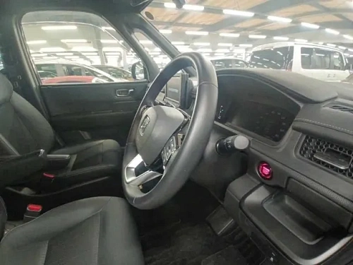 HONDA STEP WAGON 2023
