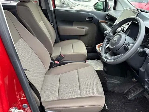 TOYOTA SIENTA 2023