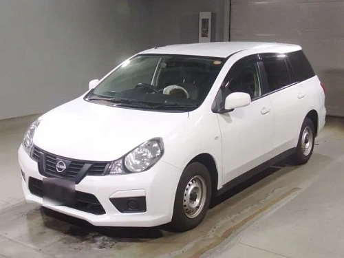 NISSAN AD 2022