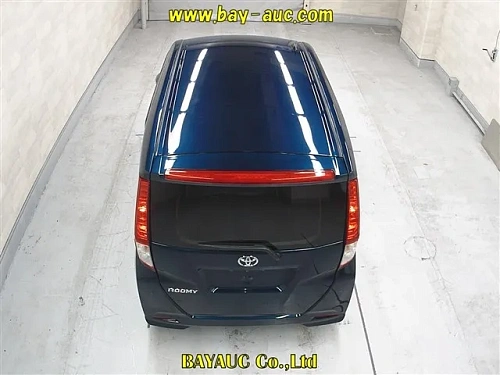 TOYOTA ROOMY 2023