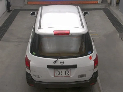 NISSAN AD 2021