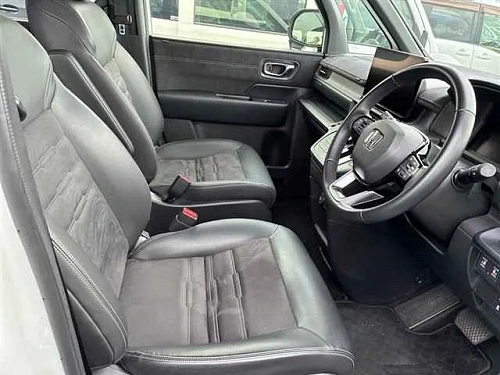 HONDA STEP WAGON 2023