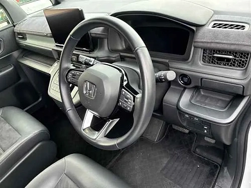 HONDA STEP WAGON 2023