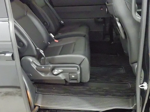 HONDA STEP WAGON 2023