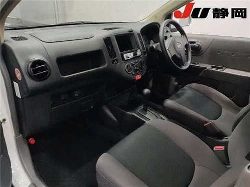 NISSAN AD 2021
