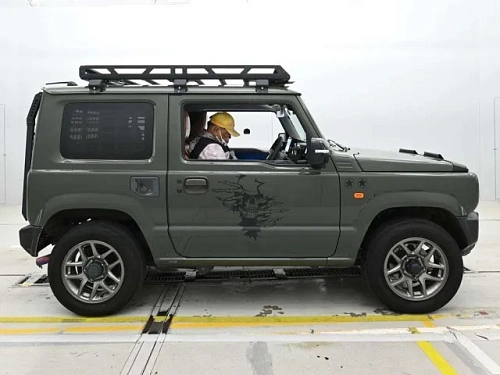 SUZUKI JIMNY 2023