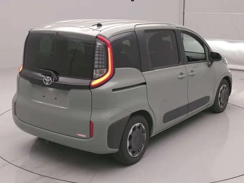 TOYOTA SIENTA 2023