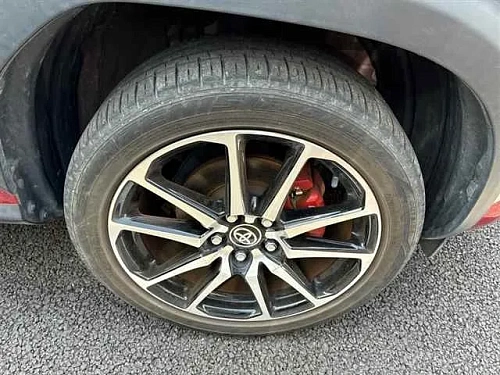 TOYOTA YARIS CROSS 2023