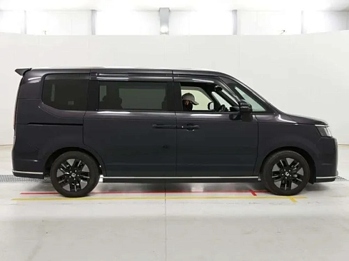 HONDA STEP WAGON 2023