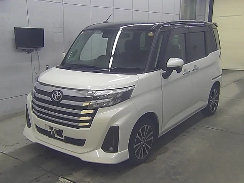 TOYOTA ROOMY 2023