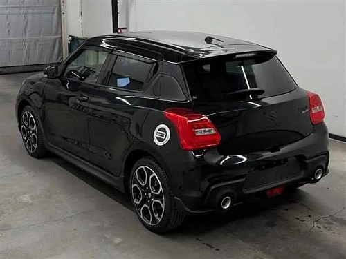 SUZUKI SWIFT 2023