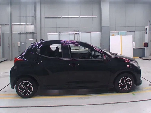 TOYOTA YARIS 2023