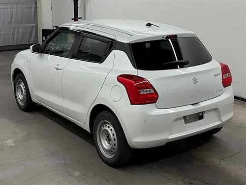 SUZUKI SWIFT 2021