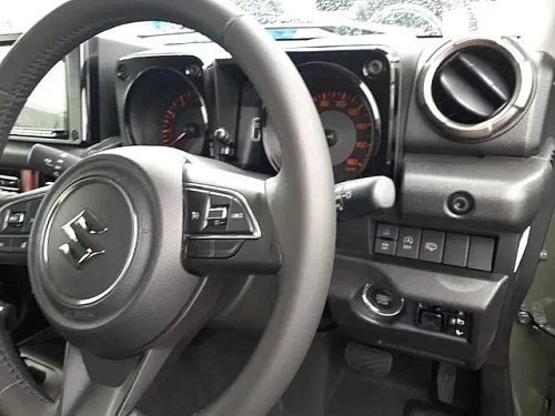 SUZUKI JIMNY SIERRA 2023