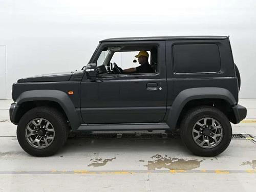 SUZUKI JIMNY SIERRA 2023