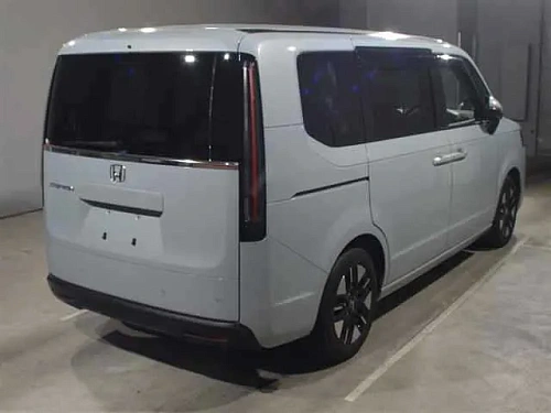 HONDA STEP WAGON 2023