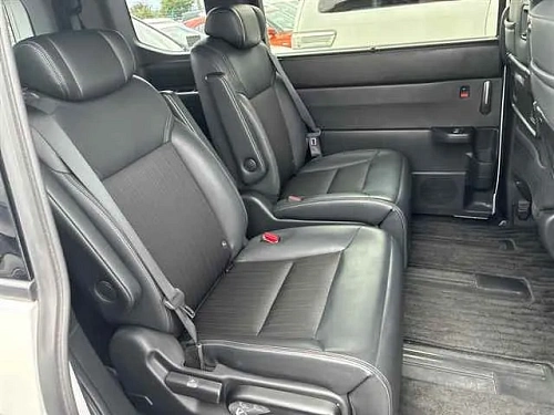 HONDA STEP WAGON 2023