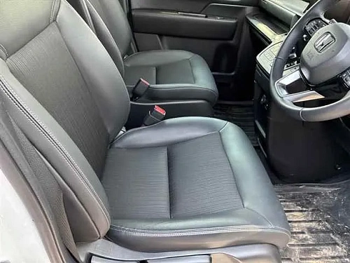 HONDA STEP WAGON 2023