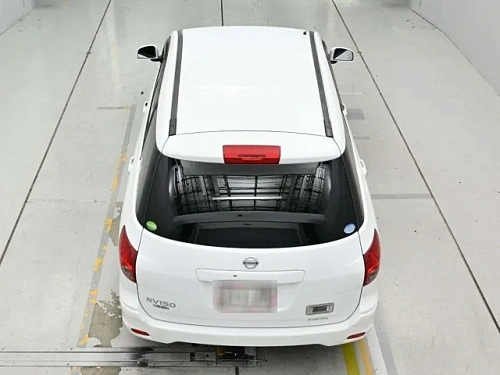 NISSAN AD 2021