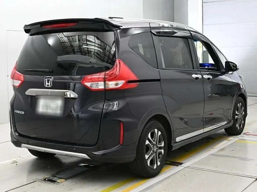 HONDA FREED 2023