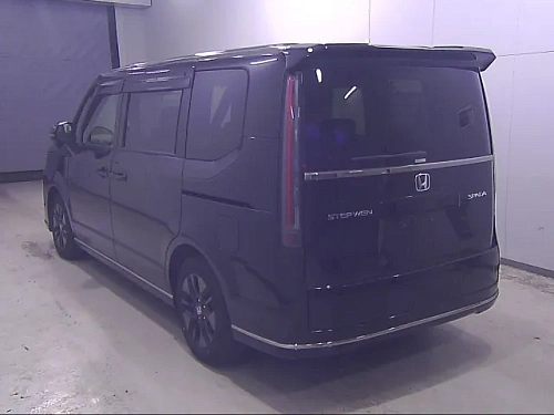 HONDA STEP WAGON 2023