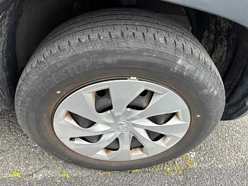 TOYOTA YARIS CROSS 2023