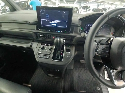 HONDA STEP WAGON 2023
