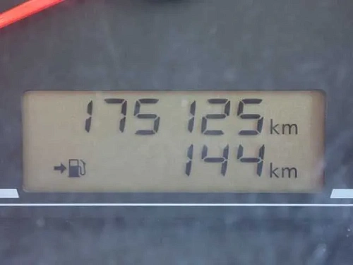 NISSAN AD 2022