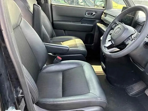 HONDA STEP WAGON 2023