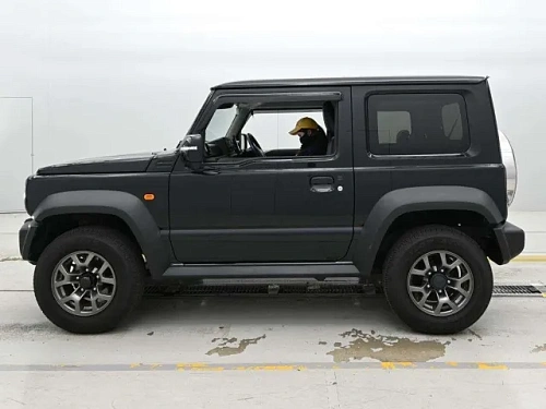 SUZUKI JIMNY SIERRA 2023