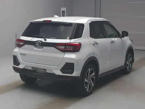 TOYOTA RAIZE 2023