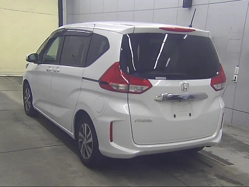 HONDA FREED 2023