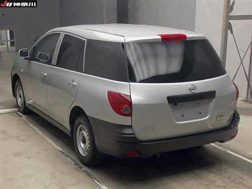 NISSAN AD 2022