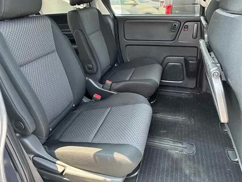HONDA FREED 2023