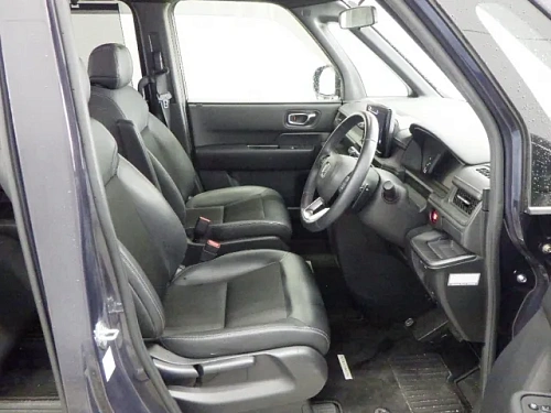 HONDA STEP WAGON 2023