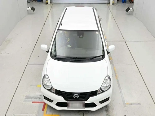 NISSAN AD 2021