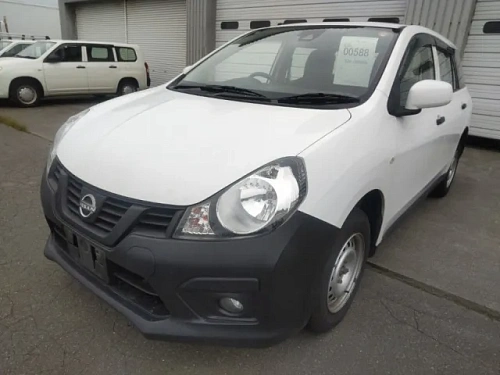 NISSAN AD 2021